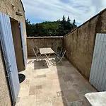 Charming Provençal On Hills With View Appartement Manosque