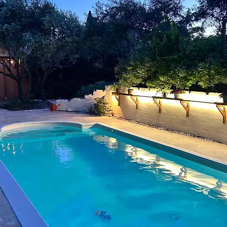 Charming Provençal On Hills With View Appartement Manosque